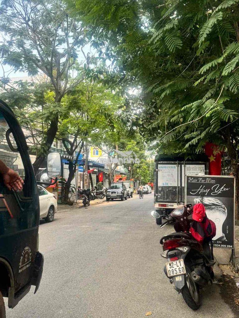 *Cho thuê nhà 2 tầng, đường nguyễn xí, gần hồ quý ly, giá thuê 11tr/th - 3