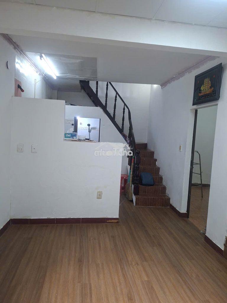 Nhà thuê hẻm 33 lý chiêu hoàng , q.6 , dtsd 70m2 - 3