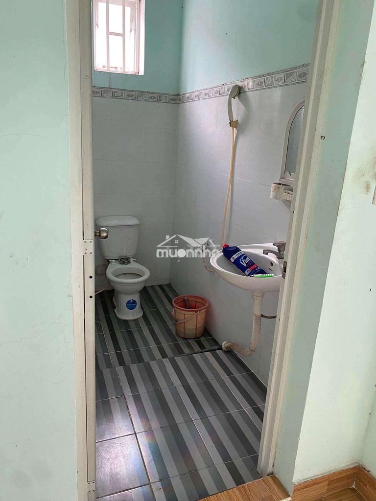 Nhà lầu gần bệnh viện dĩ an thích hợp làm văn phong kinh doanh - 4
