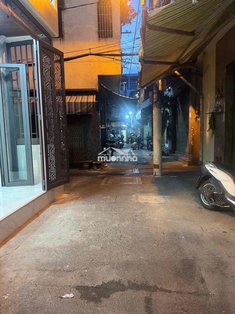 Nhà mới vào ở ngay - hẻm xe hơi ngủ trong nhà - (3.4x12m) q6 - 2
