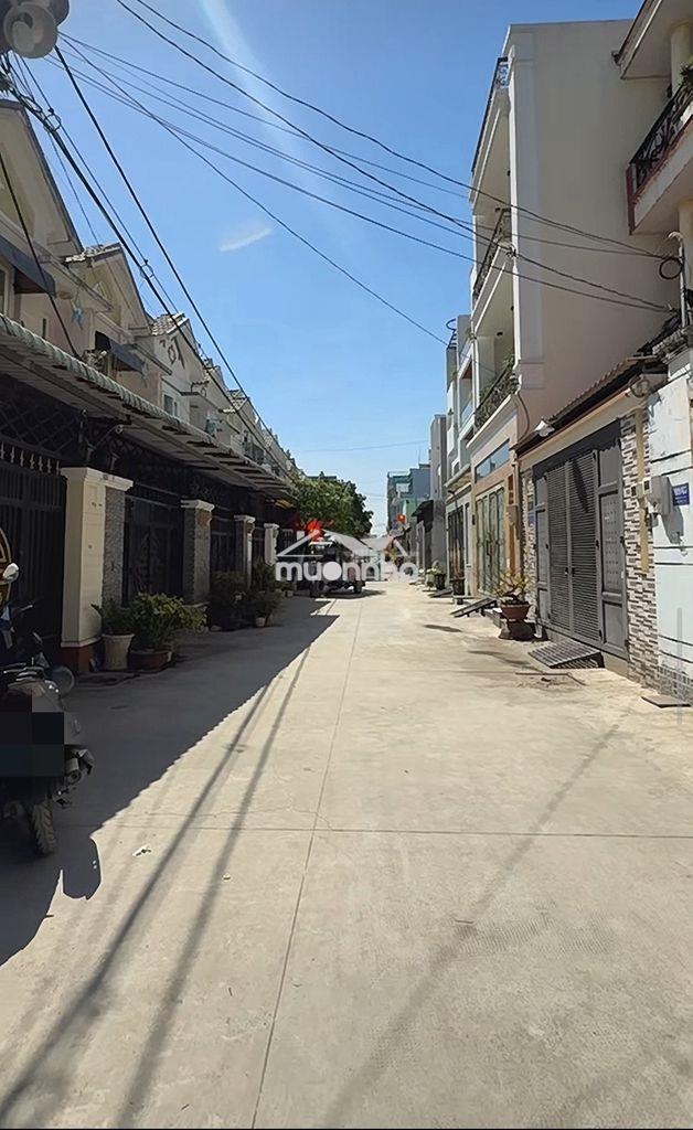 Nhà đẹp hẻm xe hơi thông -  kdc gia hoà - kế trường mầm non bé xinh  - 3