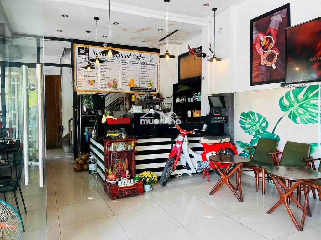 Cần sang quán cafe góc 2 mặt tiền quận 2 - 4