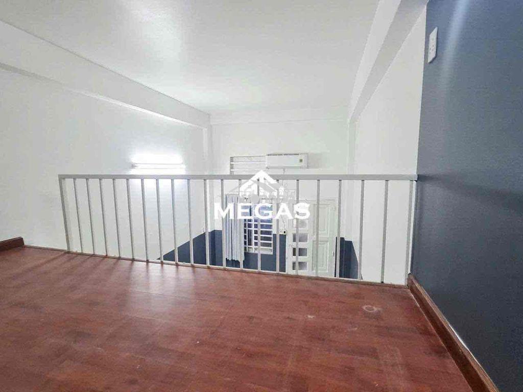 Phòng gác cao/ gần cao đẳng công thương/ vincom q9/ ngã tư thủ đức - 2