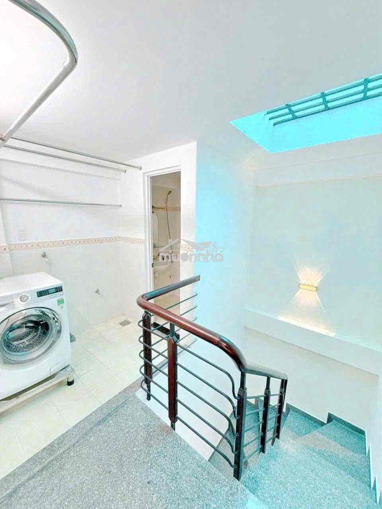 Cho thuê nhà 4 tầng góc 2 mt nguyễn thị thập giá 18tr/th - 4