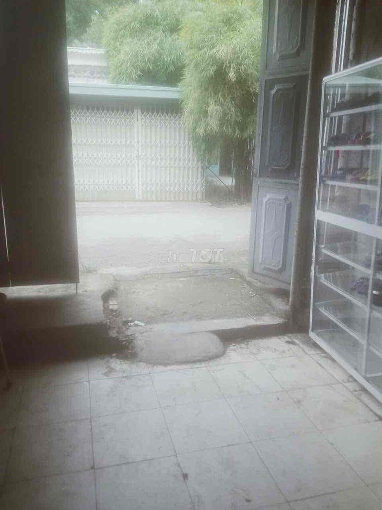 Nhà ở rộng rãi thuận tiện mua bán - 3