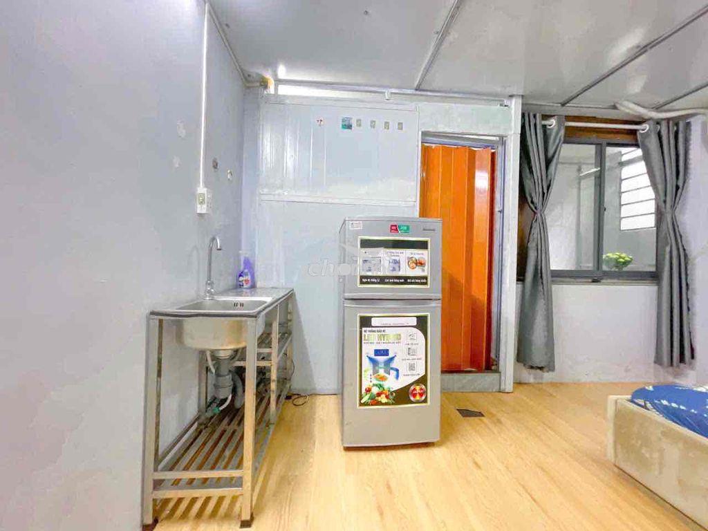 Phòng mới 100% cửa sổ thoáng sáng nội thất đẹp trống sẵn vào ngay - 2