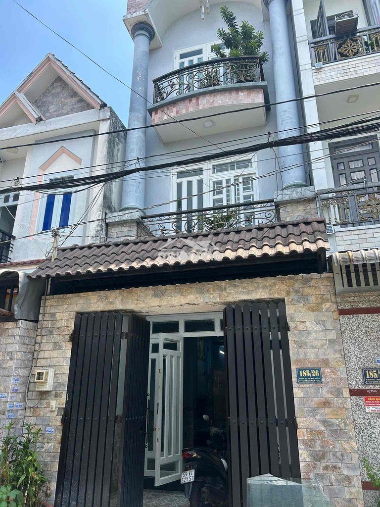 Cho thuê nhà 4 tầng 1/ lâm thị hố q12 – đường 6m ô tô tránh nhau – giá