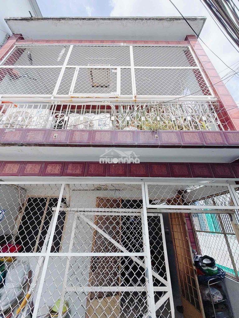 Nhà 2 tầng đúc - nở hậu đẹp - dtsd 100m2