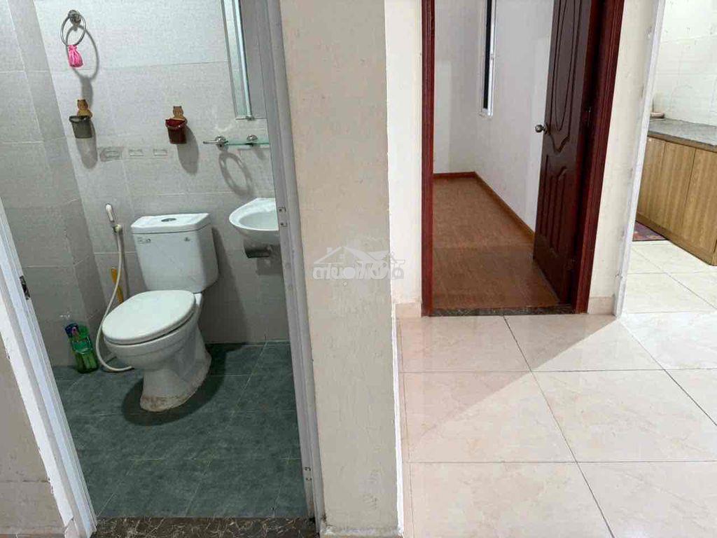 E cho thuê căn 2 pn 2 wc zentower chỉ 6 tr cọc 1 - 4