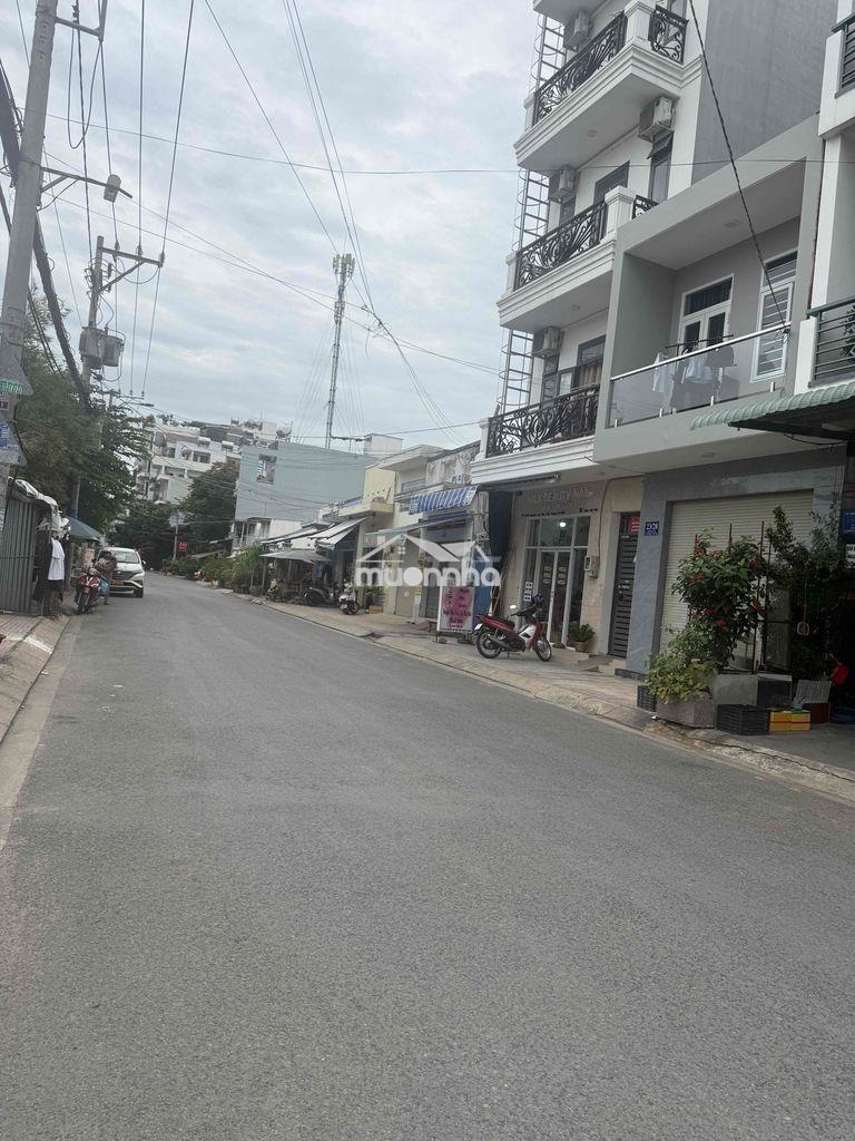 Q. tân phú nhà trệt 1lầu, 4x19m, oto vô nhà, cạnh đại học công thương