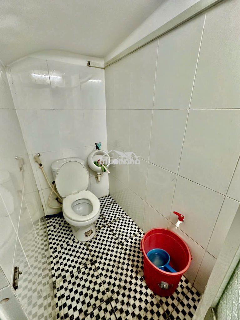 Căn hộ 2 phòng ngủ wc ngoài phòng giá rẻ - 3