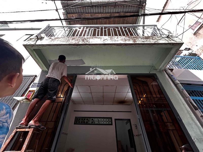 Cho thuê nhà nguyên căn hẻm 619 phạm thế hiển q8 - 1 trệt 1 lửng