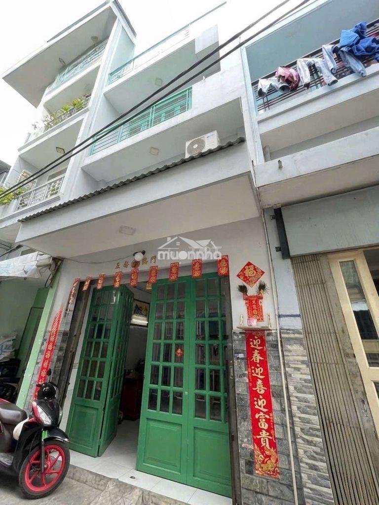 Miếu bình đông - nhà 2 tầng - 32m2 - 4x8m - vài bước ra mặt tiền