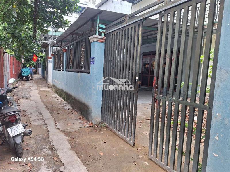 Nc nhà 90m²+đất70m²dtsd:160m²trệt lửng pk 2pn sân cổng rộng 100%nh