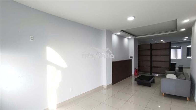 Cho thuê 2 tầng riêng biệt vừa ở vừa làm việc tại vạn phúc city