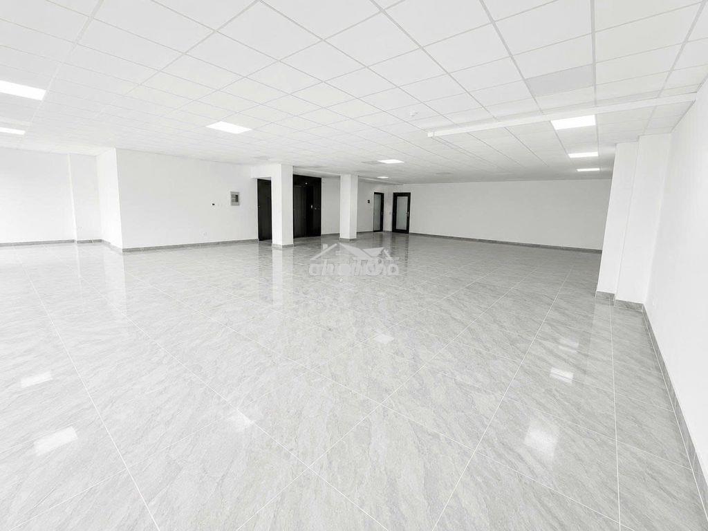 Cho thuê tòa nhà mới mới xây trung tâm quận 3 1800m2 - 3