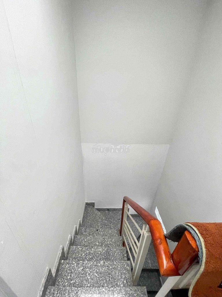 Bán nhà 4 tầng hẽm 1056 huỳnh tấn phát - 4