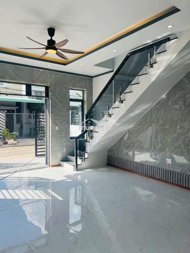 Anh chị đang tìm nhà phường tân triều ghé tham khảo nhà lầu gi: 1,75tỷ - 3