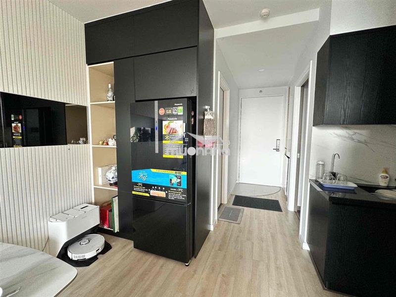 Căn 2pn trống và ở ngay được. giá thuê 8,5 tr/tháng. lh hương