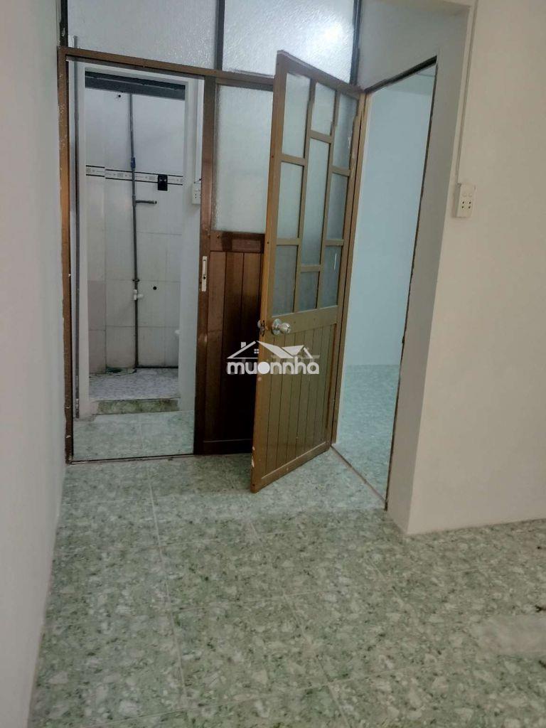 Cho nữ thuê ( bao điện nước ) phong mới sơn sửa lại siu rộng rãi - 4
