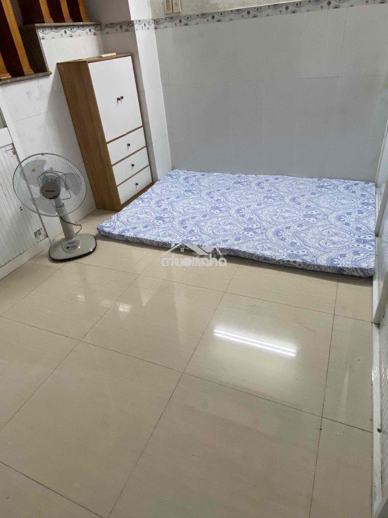 Cho thuê phòng trọ ở gác lửng - 4
