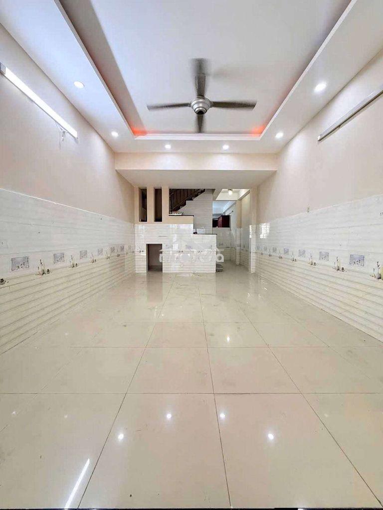 Gấp bán 2 tầng - 4 × 12 - ngay mã lò - hẻm xe hơi - chỉ 4 tỷ nhỏ xíu