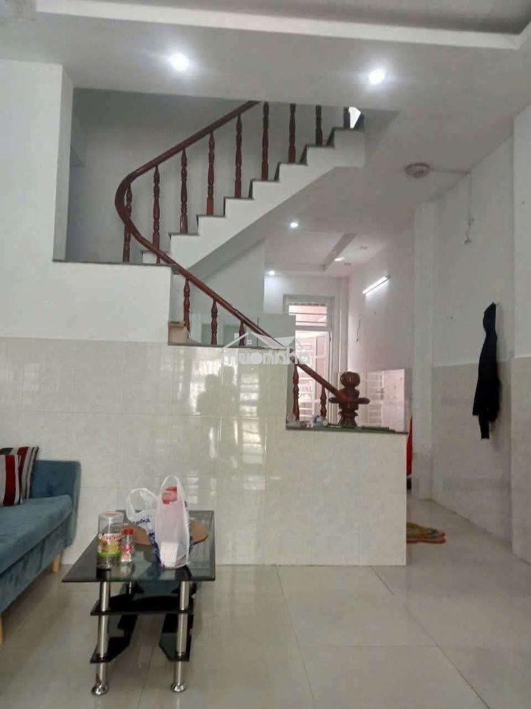 Cho thuê nhà cạnh sân vận động đông hòa  - 2