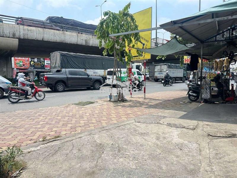 Giá gây sốc chỉ 2.7 tỷ – nhà kiên cố hẻm xe hơi lê văn khương ! 🔥