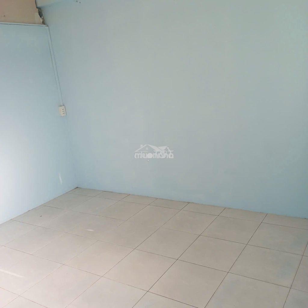 Cho thuê chính chủ chung cư ngô gia tự, trung tâm chợ,bv,trường học - 2