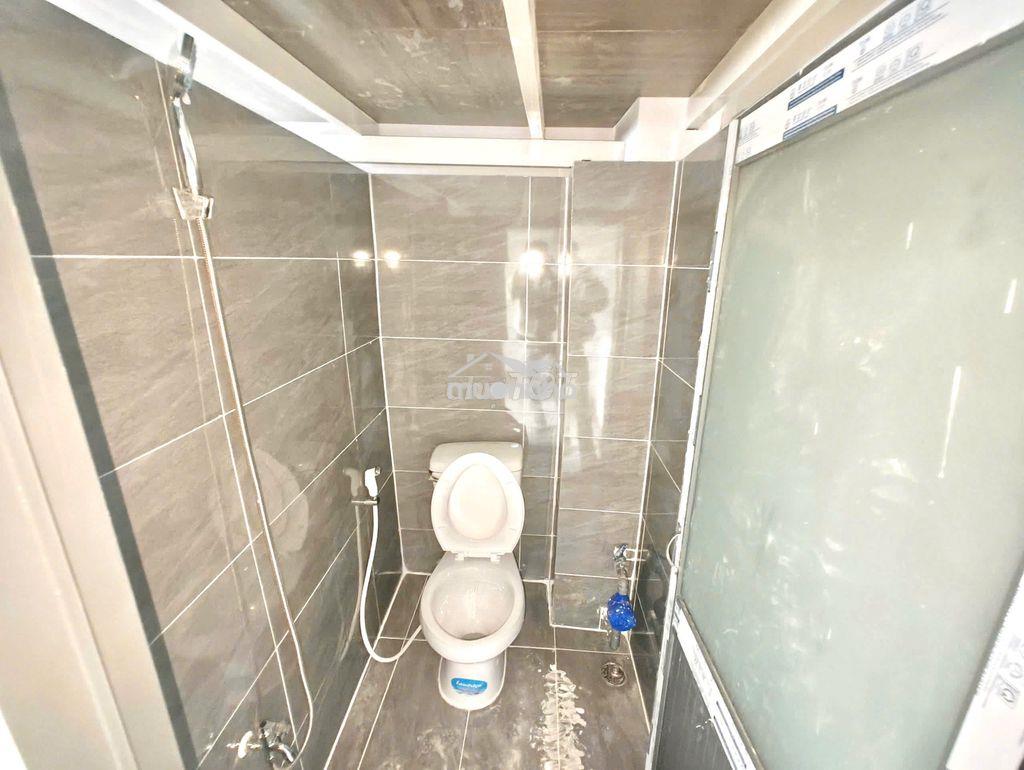 Phòng gác mới xây gần vạn hạnh mall - 4