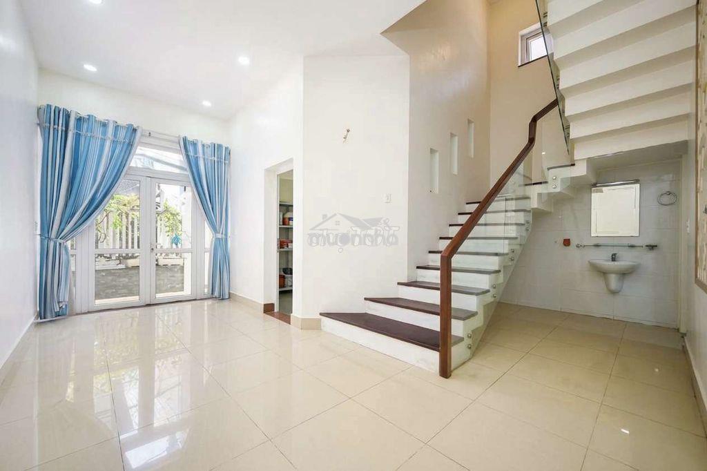 Giảm mạnh 500triệu -12.4 tỷ nay còn 11.9 tỷ- ngang 6,5m có gara ôtô - 4
