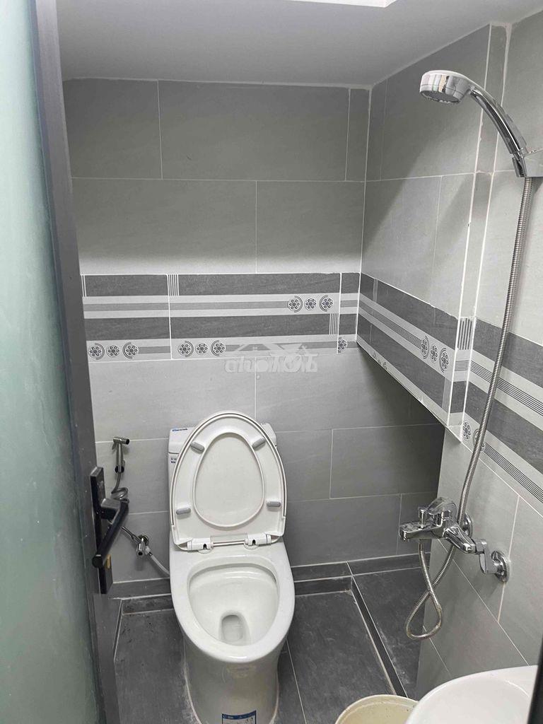 Nhà đẹp cần bán đường tôn đản f8q4 - 3