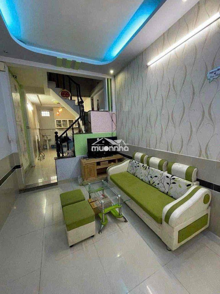 Cho thuê nhà 3,5x18 1lầu 2pn có nội thất 49bùi quang là