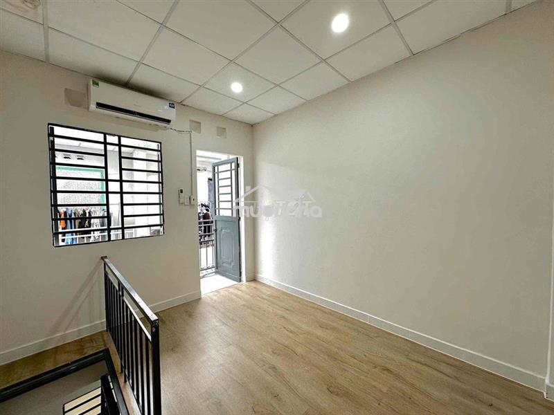 Cho thuê phòng trọ 1 trệt 1 lầu nằm ngay làng đại học