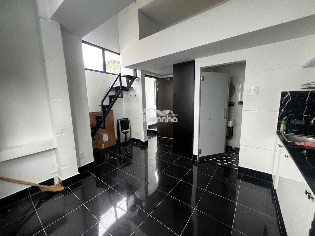Phòng có gác ngay rộng cửa sổ trời ngay quận 4 | 35m2 | fullnt - 2