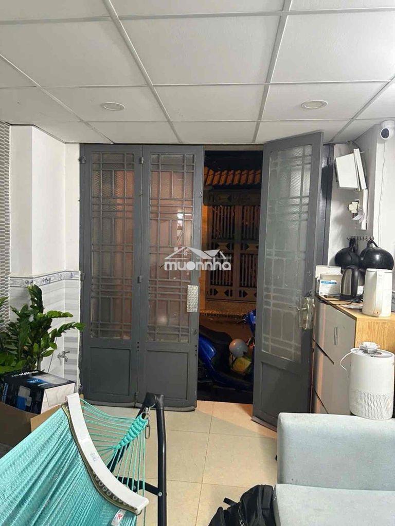 Bán nhà q6 an dương vương, hxh 6m thông, đúc kiên cố.