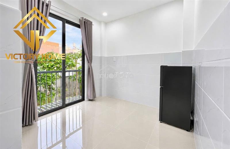 Nhận xe điện-phòng mới ban công-full nội thất-kế đh văn lang-bà chiểu