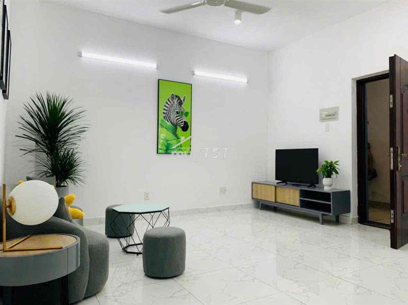 Cần bán căn hộ chung cư ngô gia tự đường hòa hảo, p2, q10