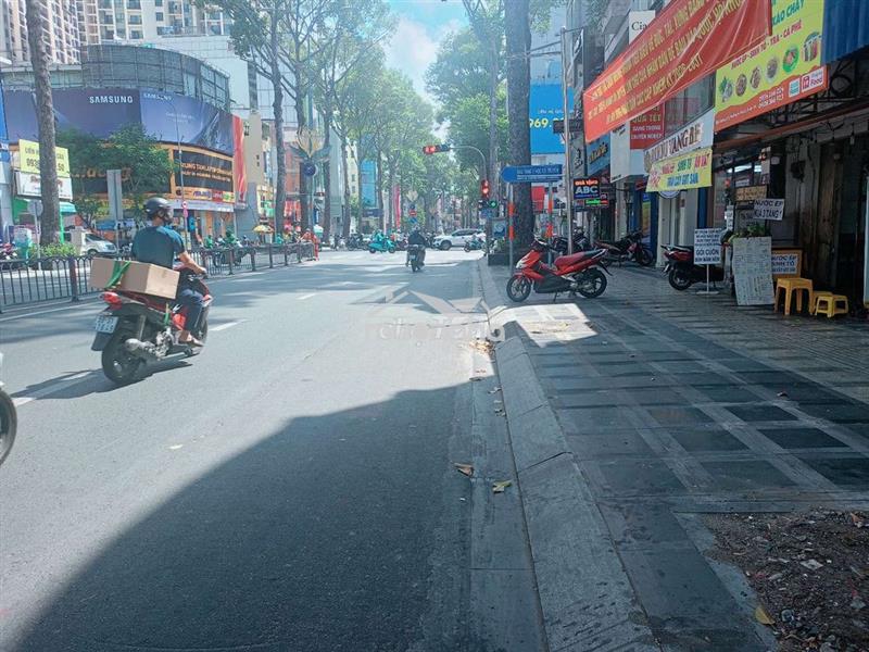 Cho thuê mặt bằng đường thất sơn phường 15 quận 10.