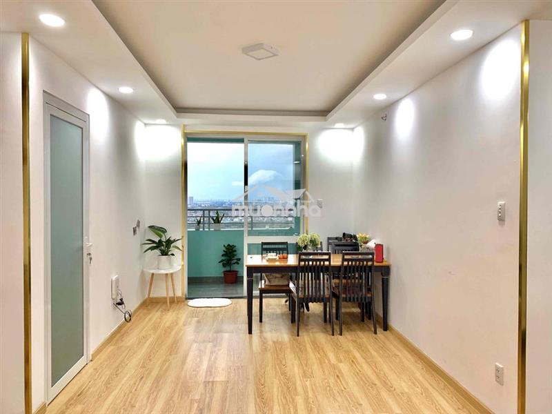 Tìm nữ ở ghép phòng 2 người tháng 8 vào ở