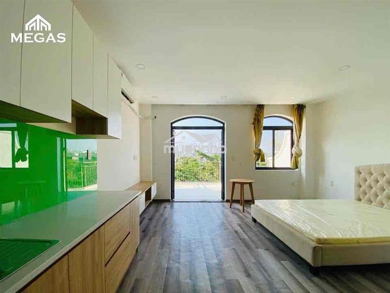 Studio rộng 35m2 bancol cửa sổ ngay chân cầu vượt 3 tháng 2 -quận 10