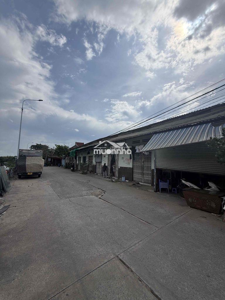 Cần bán gấp 11 phòng trọ mặt tiền đường xe hơi thông bình hòa 24 - 3
