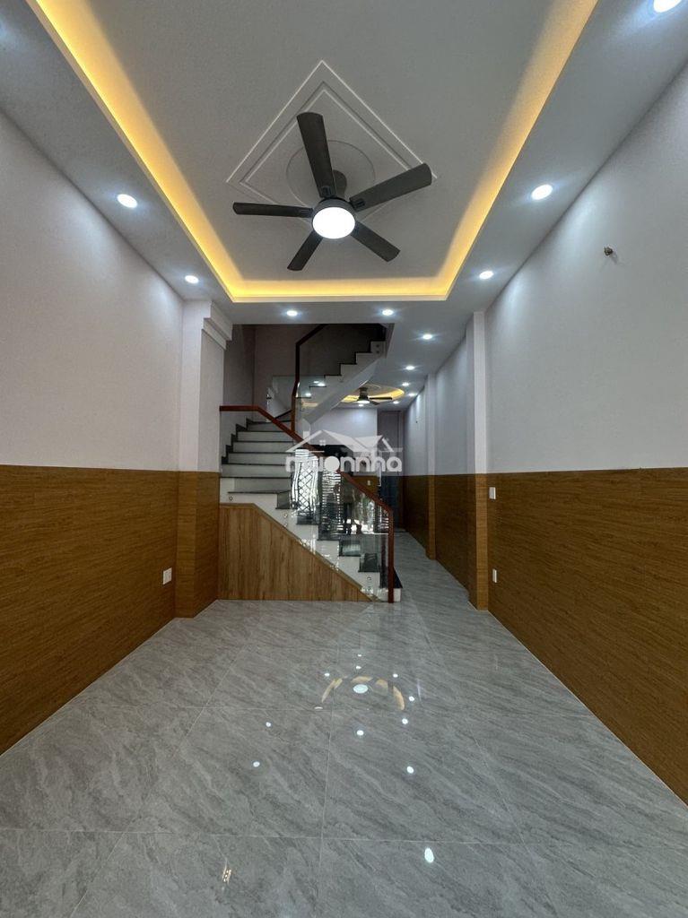 Tân phú gấp bán 4tầng 45m2 hẻm 5m giáp sânbay tsn tuyếnmetro nhỉnh 5tỷ