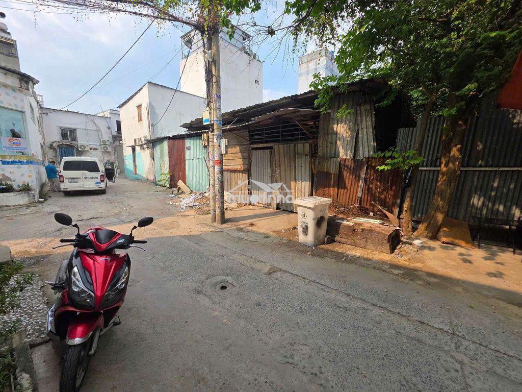 Bán lô đất thổ cư hẻm xe hơi hơn một trăm mét ngang 5m tiện xây mới - 4
