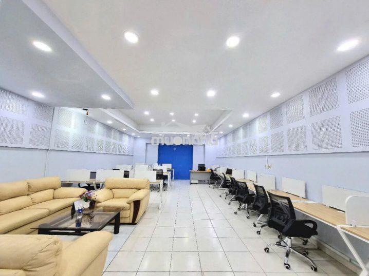 Văn phòng mt nguyễn văn linh, phú mỹ hưng, toilet riêng 6x18m