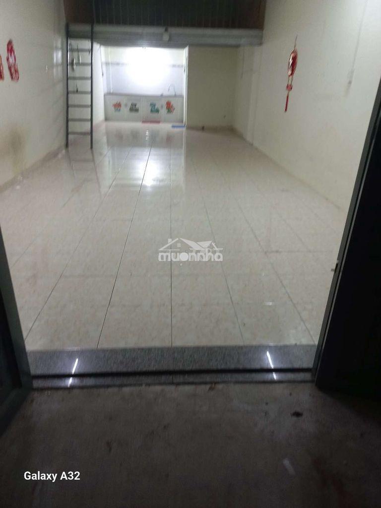 Nhà trệt lửng - 3