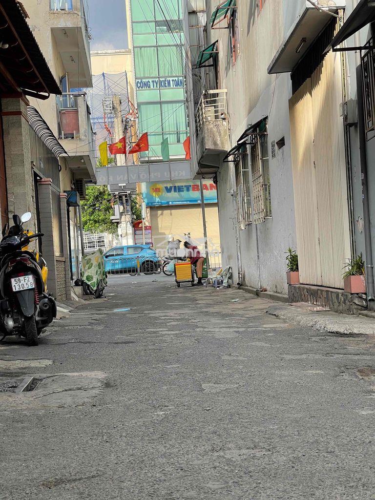 Bán nhà đinh tiên hoàng- hướng  q1 - 5tầng 62m2 - 2