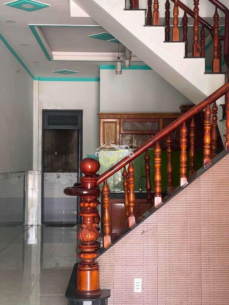Cho thuê nhà nguyên căn gần ngã tư miếu ông cù giá rẻ nhất khu  - 2