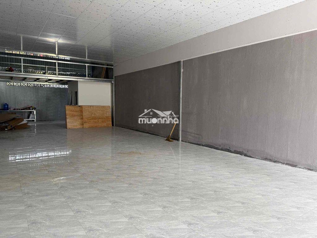 Nhà cấp 4 gac lưng mới đường nhựa 16m - 2