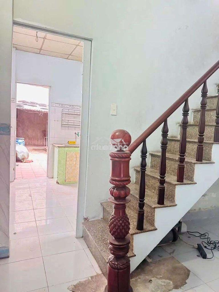 Cho thuê nhà mặt tiền cây da - 4